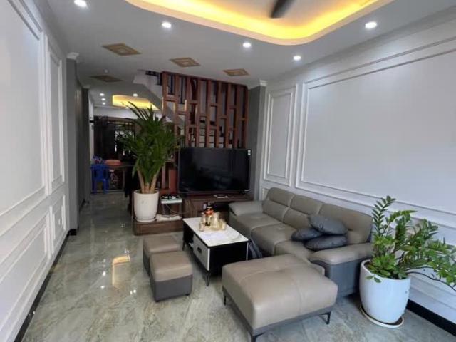 Nhà bán tại Hoàn Kiếm, Hà Nội