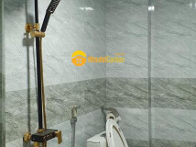 Nhà mặt phố bán