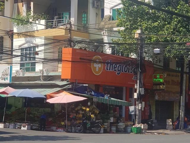 Nhà mặt phố bán