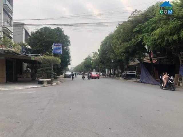 Nhà mặt phố bán