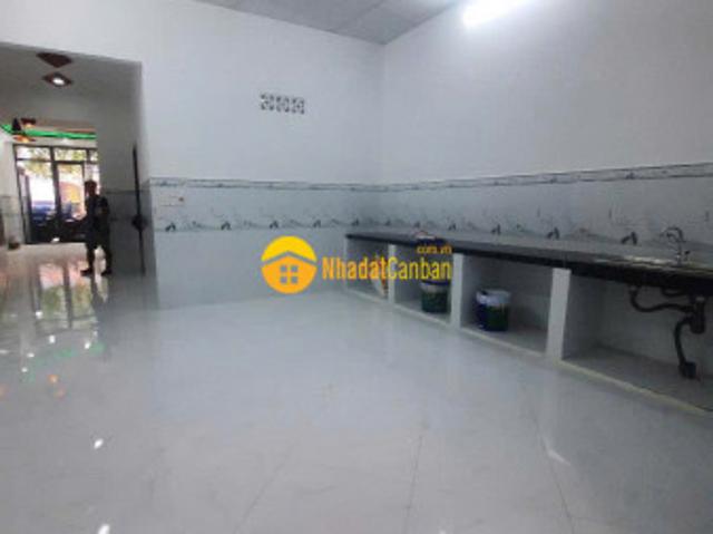 Nhà mặt phố bán