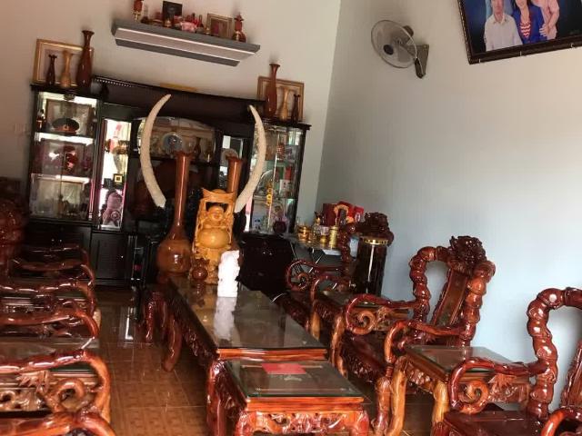 Nhà mặt phố bán