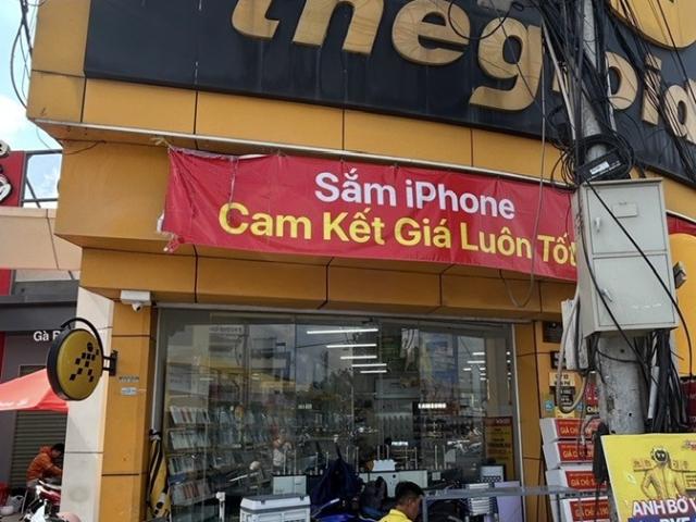 Nhà mặt phố bán