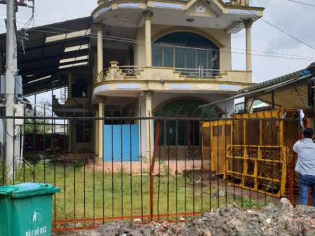 Nhà mặt phố bán tại Vĩnh Long