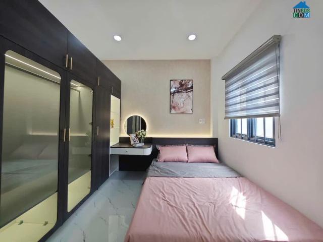 Nhà mặt phố bán