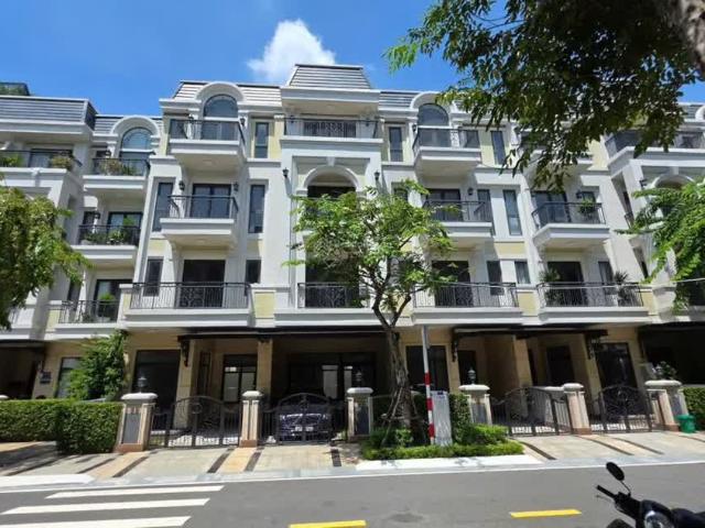 Biệt Thự bán tại Thủ Đức, Hồ Chí Minh