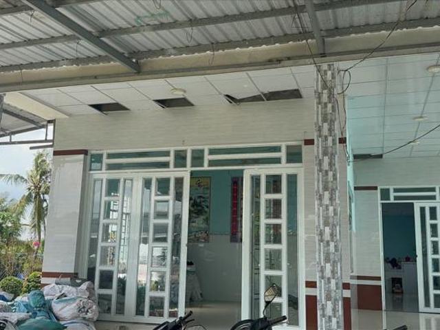 Nhà mặt phố bán