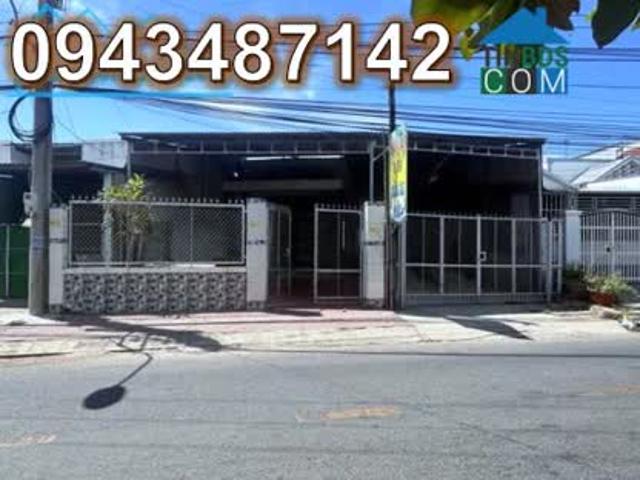 Nhà mặt phố bán