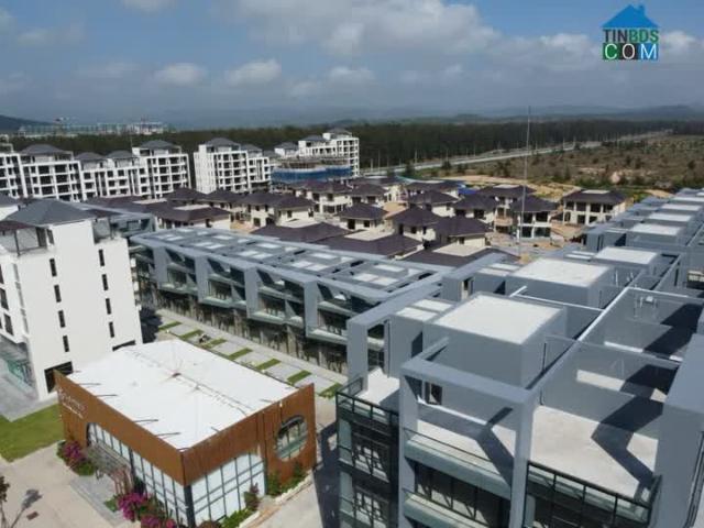 Nhà mặt phố bán