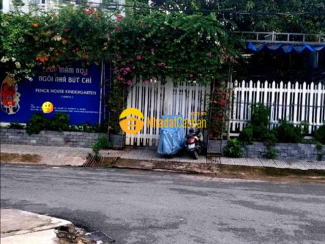 Nhà mặt phố bán