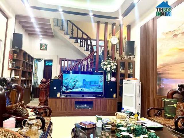 Nhà mặt phố bán