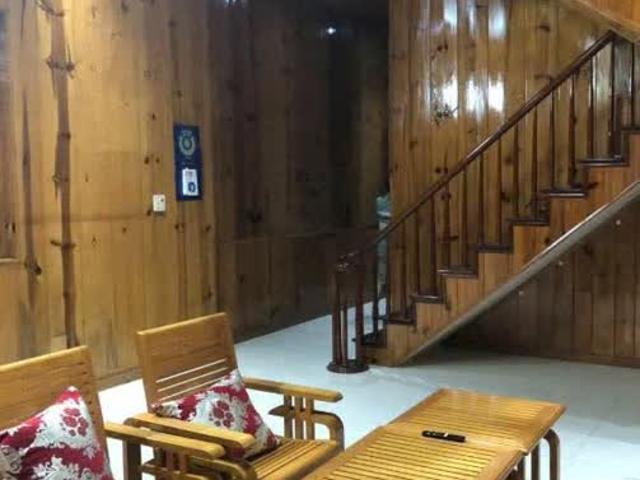Nhà mặt phố bán