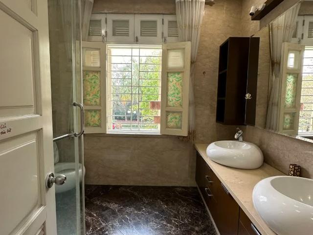 Biệt Thự bán tại Hoàn Kiếm, Hà Nội