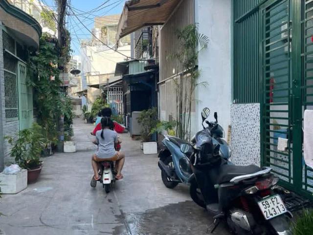 Nhà mặt phố bán tại Khuôn viên UBND Thành phố Hồ Chí Minh, Thành phố Hồ Chí Minh