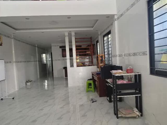 Nhà mặt phố bán tại Vĩnh Long