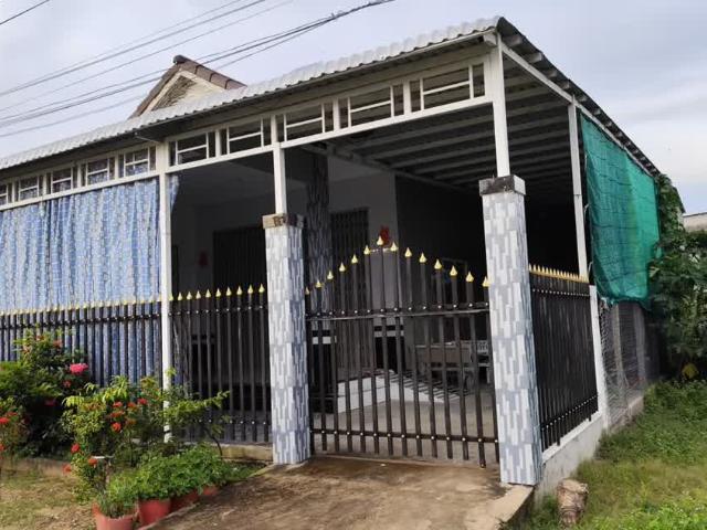 Nhà mặt phố bán