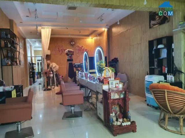 Nhà mặt phố bán