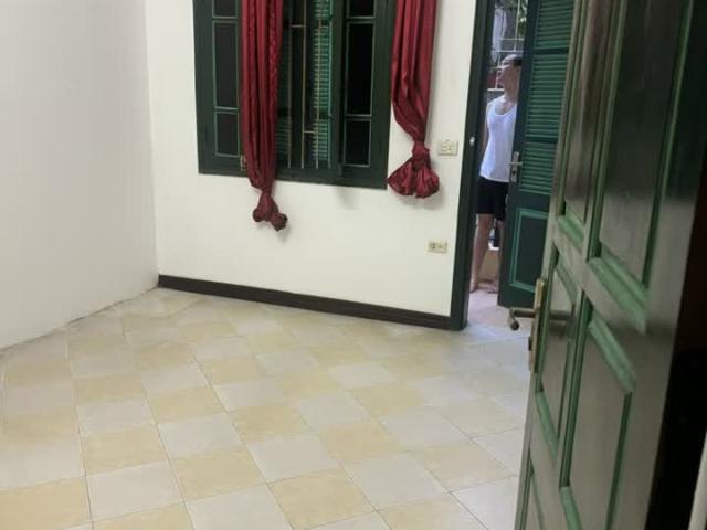 Nhà mặt phố bán tại Hoàn Kiếm, Hà Nội