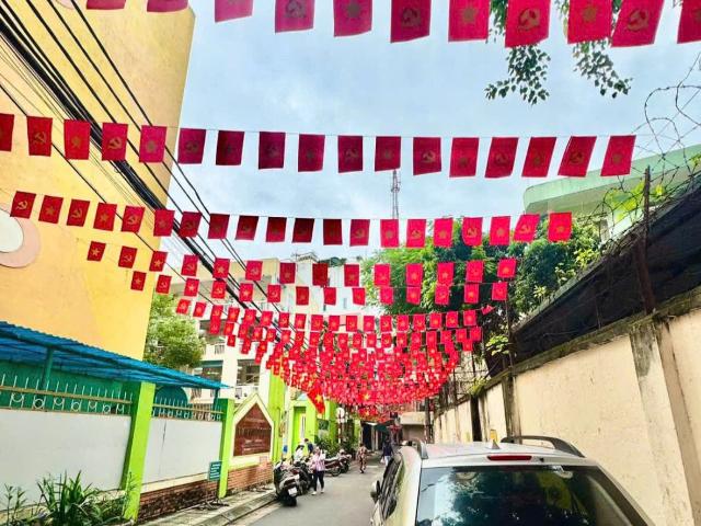 Nhà mặt phố bán