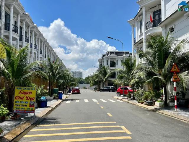 Nhà mặt phố bán tại Gia Lai