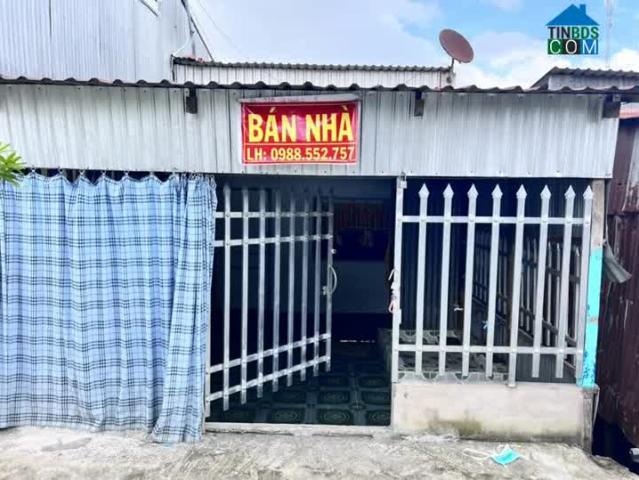 Nhà mặt phố bán