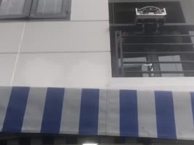 Nhà mặt phố bán