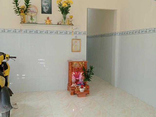 Nhà mặt phố bán