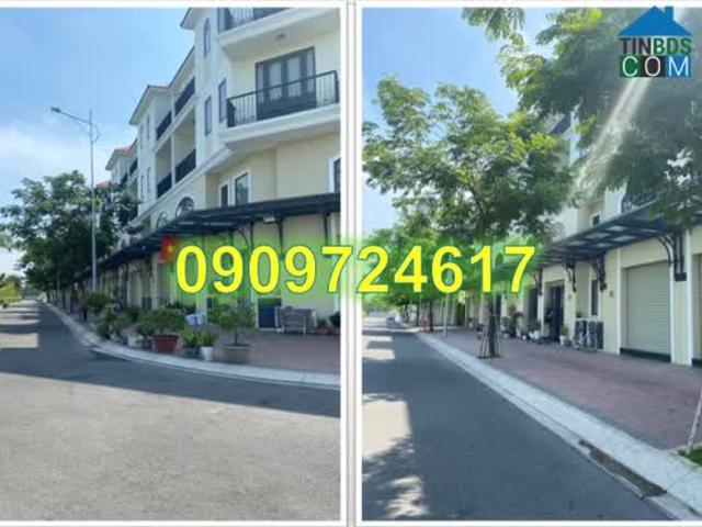 Biệt Thự bán tại Thủ Đức, Hồ Chí Minh