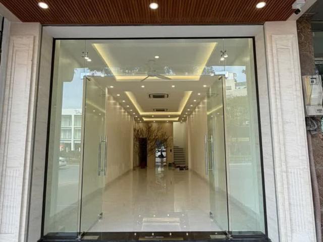 Nhà mặt phố cho thuê tại Hoàn Kiếm, Hà Nội