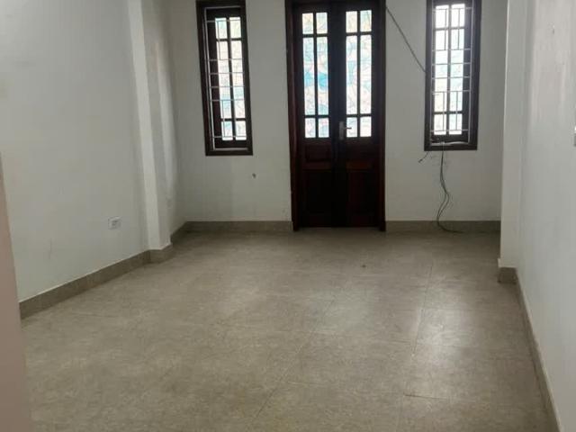 Nhà cho thuê tại Hoàn Kiếm, Hà Nội