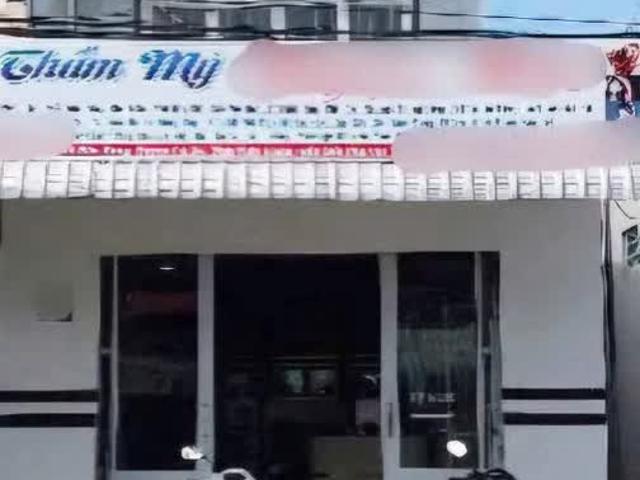 Nhà mặt phố bán