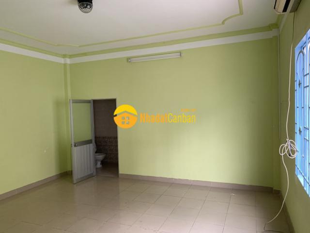 Nhà mặt phố bán