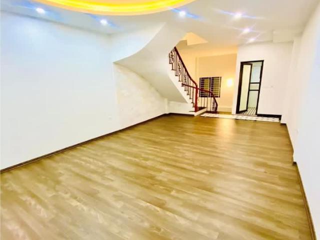 Nhà mặt phố cho thuê tại Hoàn Kiếm, Hà Nội