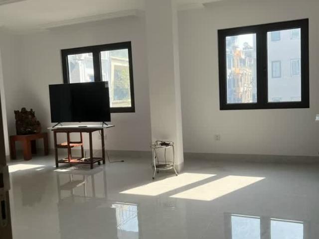 Nhà mặt phố cho thuê tại Hoàn Kiếm, Hà Nội
