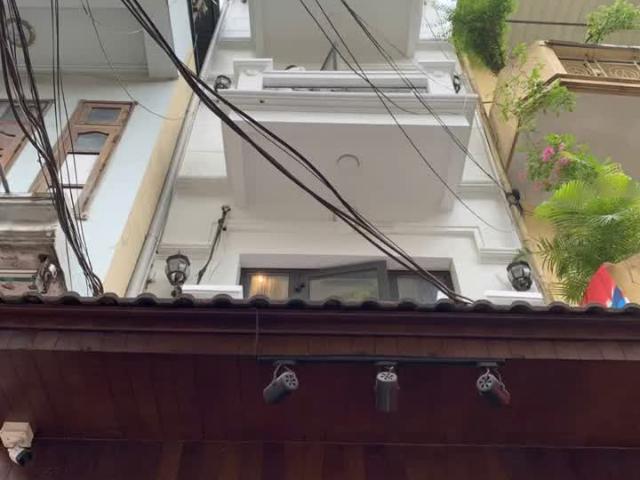 Nhà mặt phố cho thuê tại Hoàn Kiếm, Hà Nội