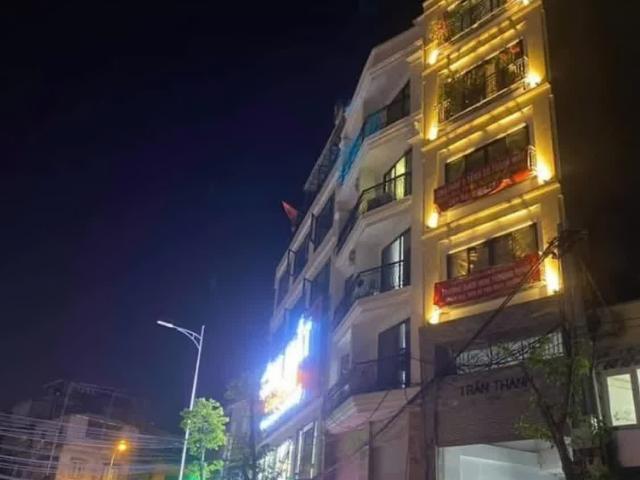 Nhà mặt phố cho thuê tại Hoàn Kiếm, Hà Nội