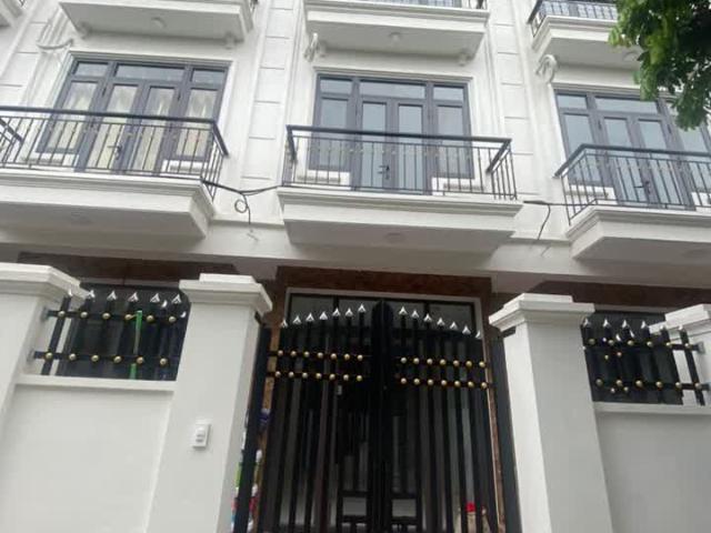 Nhà cho thuê tại Hoàn Kiếm, Hà Nội