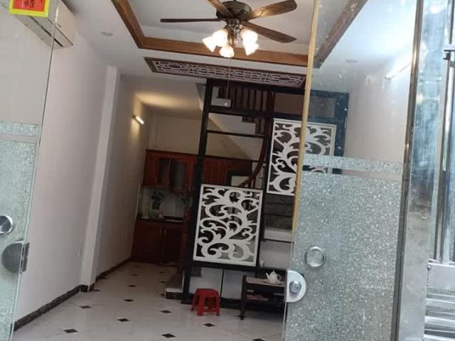 Nhà cho thuê tại Hoàn Kiếm, Hà Nội