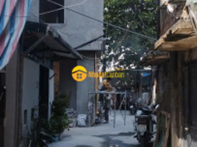 Nhà mặt phố bán