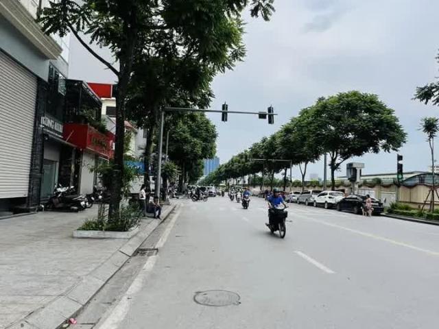 Nhà mặt phố bán tại Hoàn Kiếm, Hà Nội