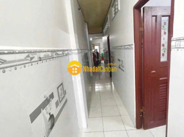 Nhà mặt phố bán
