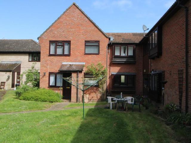Apartment for rent in Highwoods, Fordham Heath