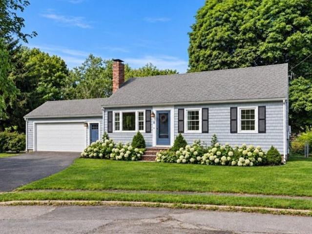 House for sale in North Beverly, Beverly