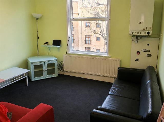 Apartment for rent in Maida Hill, Greater London
