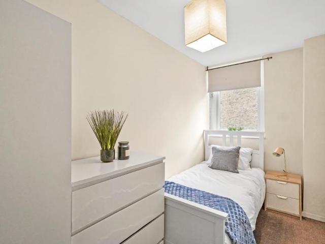 Room for rent in Maida Hill, Greater London