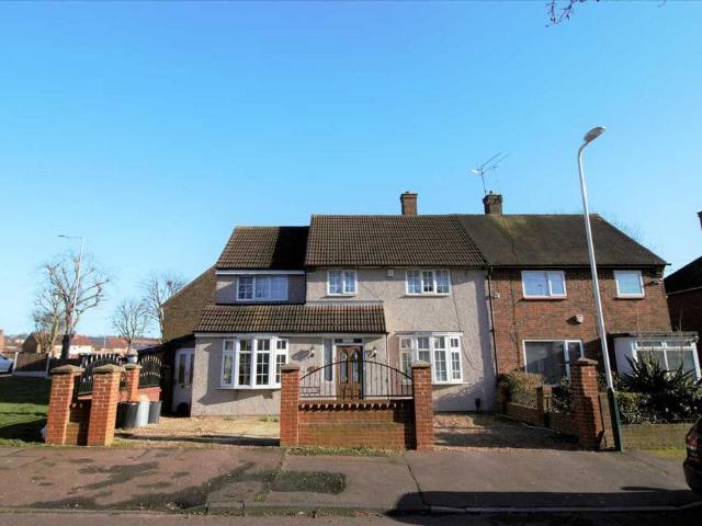 House for rent in Harold Hill, Greater London