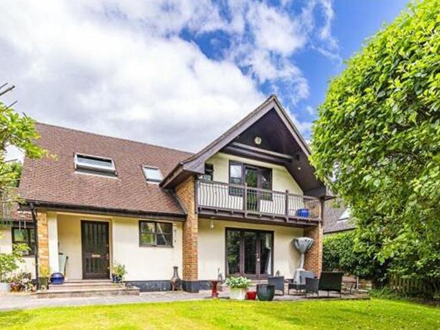 House for sale in Lyons, Greater London