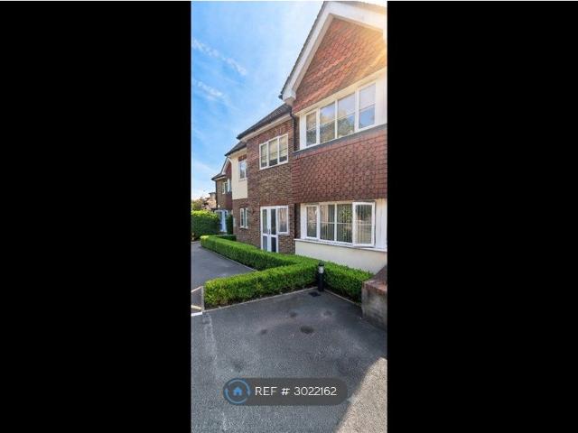 Apartment for rent in Red Hill, Surrey