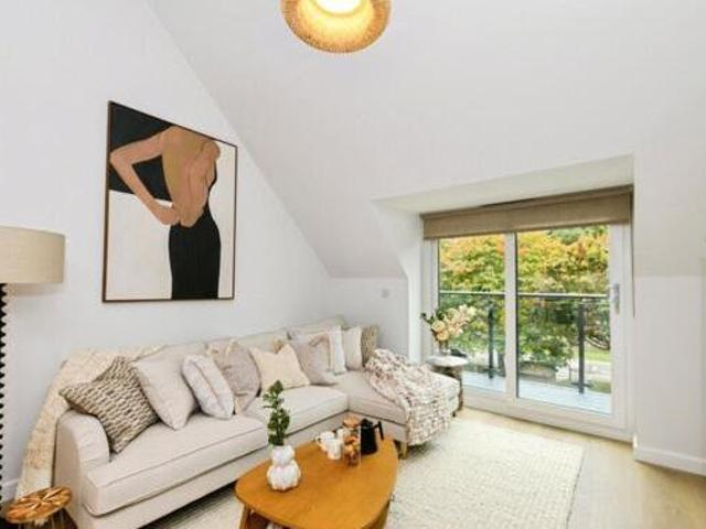 House for sale in Red Hill, Surrey