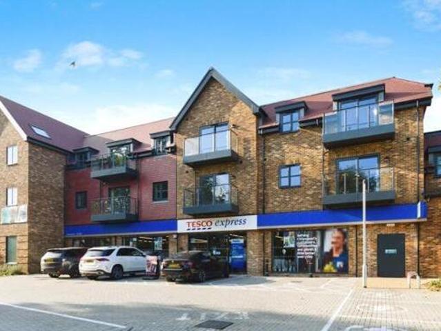 House for sale in Red Hill, Surrey